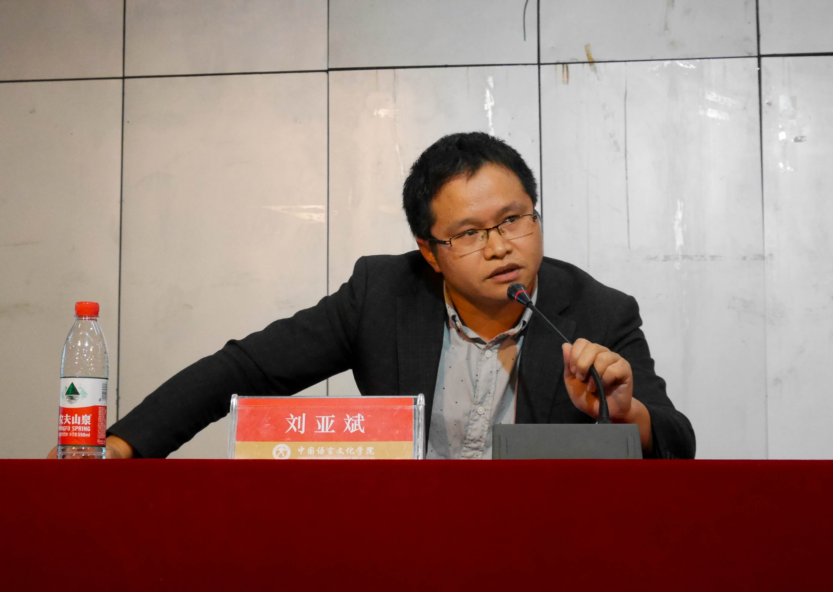 C:\Documents and Settings\Administrator\桌面\努努影视
成功举办2017级新生学科专业讲座\努努影视
成功举办2017级新生学科专业讲座\2.jpg