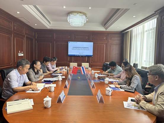 6e24909f9e32d47aedfd3354424552e1